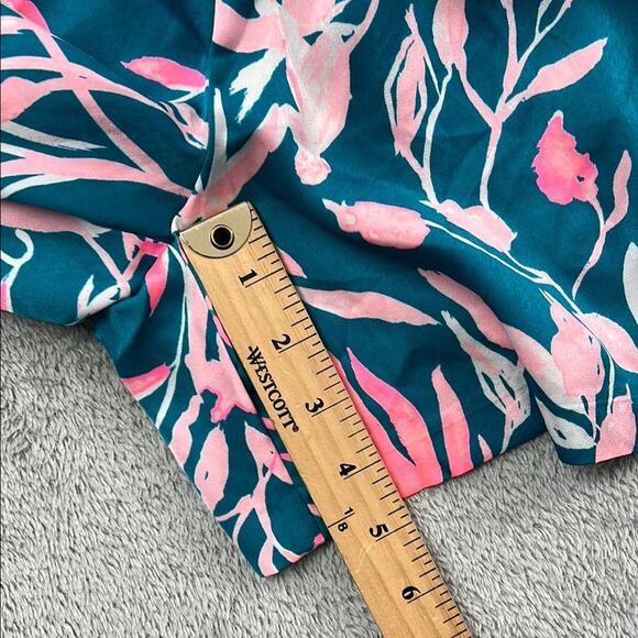 NEW Lilly Pulitzer S Rylan Short Tidal Wave Its Prime Time Gold Waistband - Picture 4 of 10